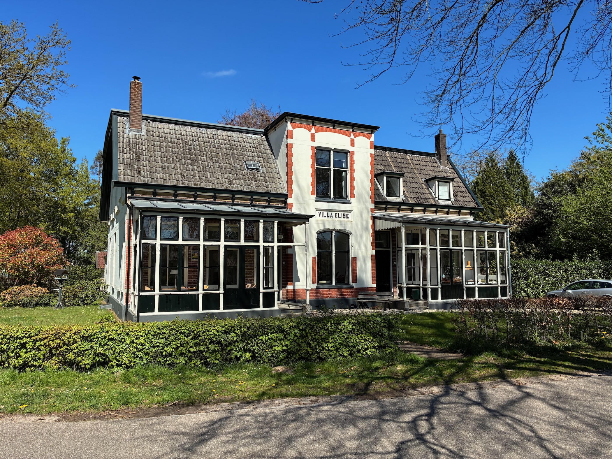 Description