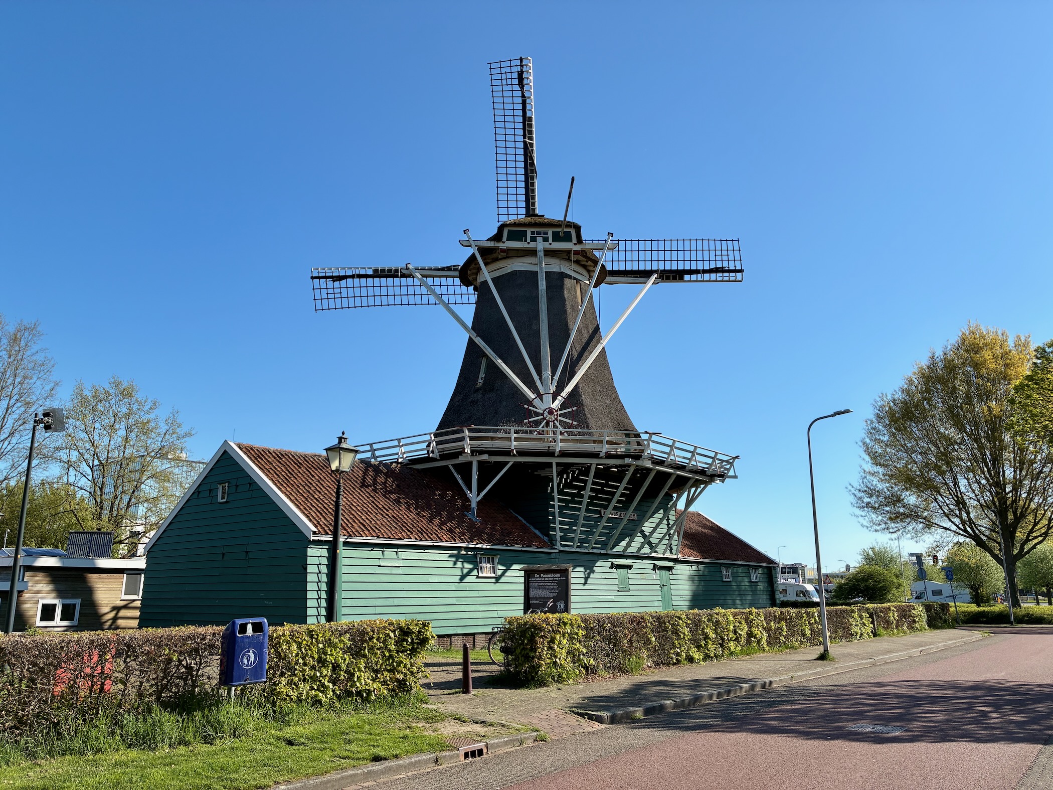 Description